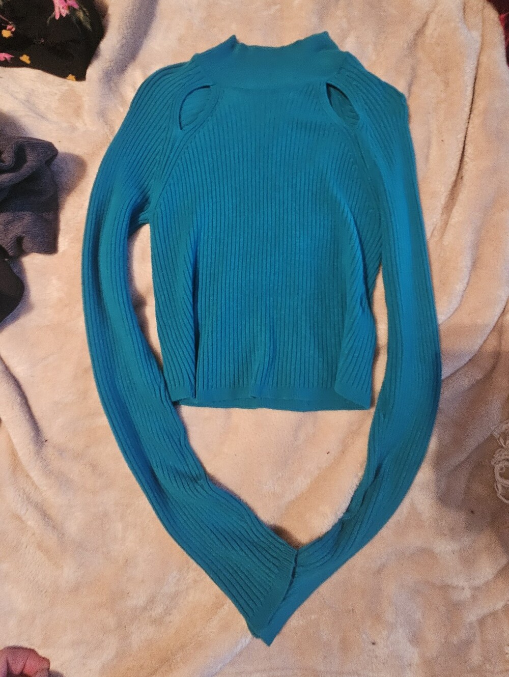 Urban Outfitters Bright Teal Mock Neck Sweater - L